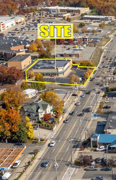 More Photos Of 472 Lincoln St, Worcester Drugstore For Lease