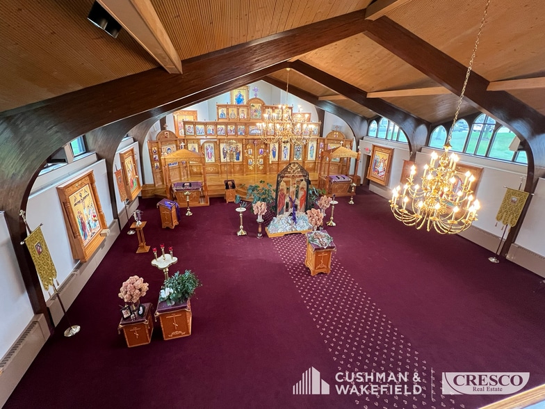 More Photos Of 30450 Lorain Rd, North Olmsted Religious Facility For Sale