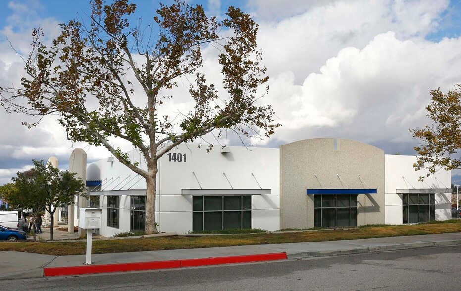 Primary Photo Of 1401 Research Park Dr, Riverside Unknown For Lease