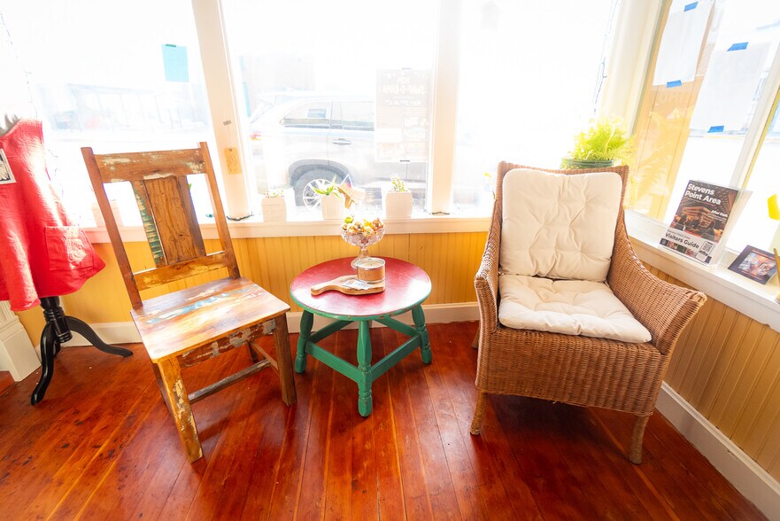 More Photos Of 127 N Main St, Amherst Storefront Retail Residential For Sale