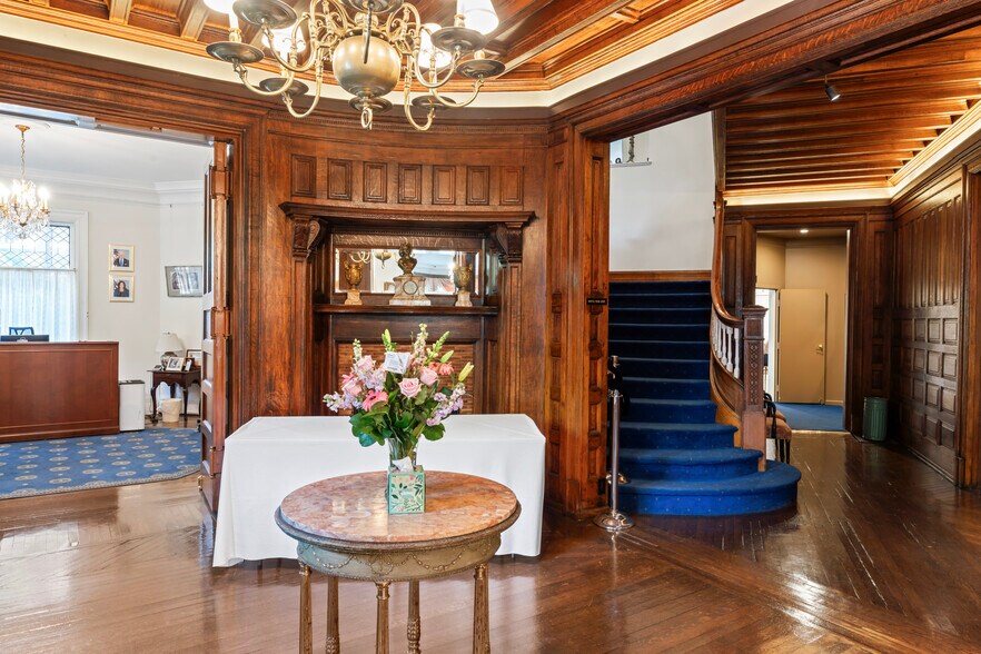 More Photos Of 1526 New Hampshire Ave NW, Washington Loft Creative Space For Lease