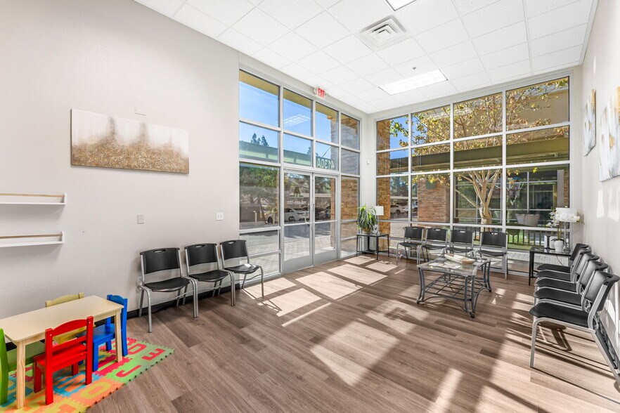 More Photos Of 4130 N Martin Luther King Blvd, North Las Vegas Office For Sale