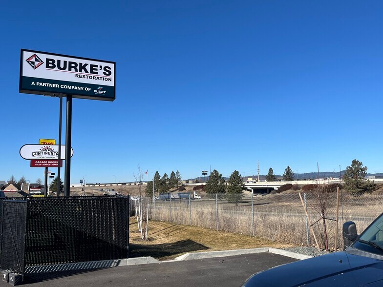 More Photos Of 3801 W Riverbend Ave, Post Falls Office For Lease