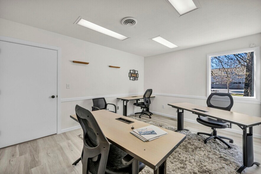 More Photos Of 1824 E Broad St, Columbus Office Residential For Lease