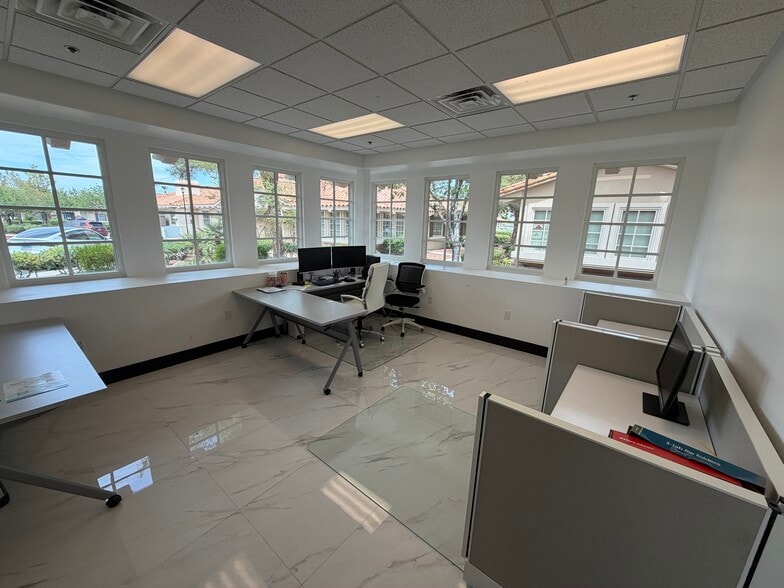 More Photos Of 3203 E Warm Springs Rd, Las Vegas Office Residential For Sale