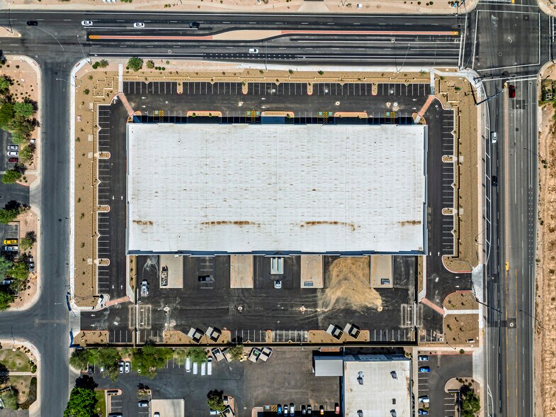 More Photos Of 2836 N Greenfield Rd, Mesa Warehouse For Lease