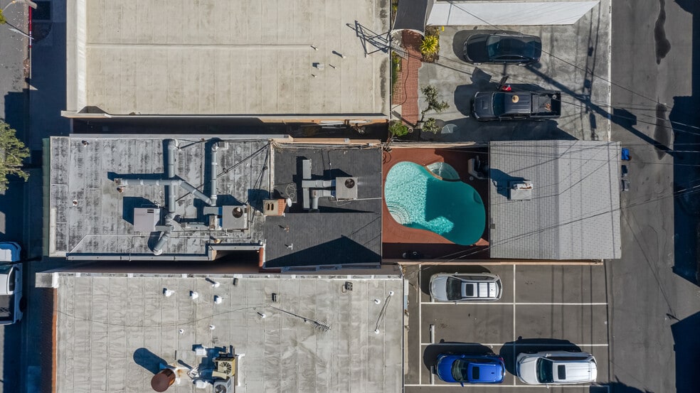More Photos Of 4110 W Burbank Blvd, Burbank Office Residential For Sale
