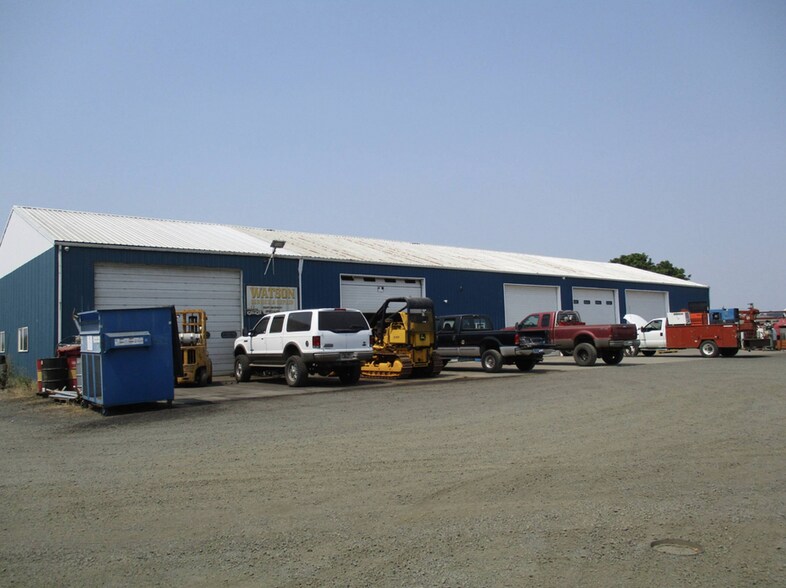 More Photos Of 10755 Highway 22, Dallas Warehouse For Sale