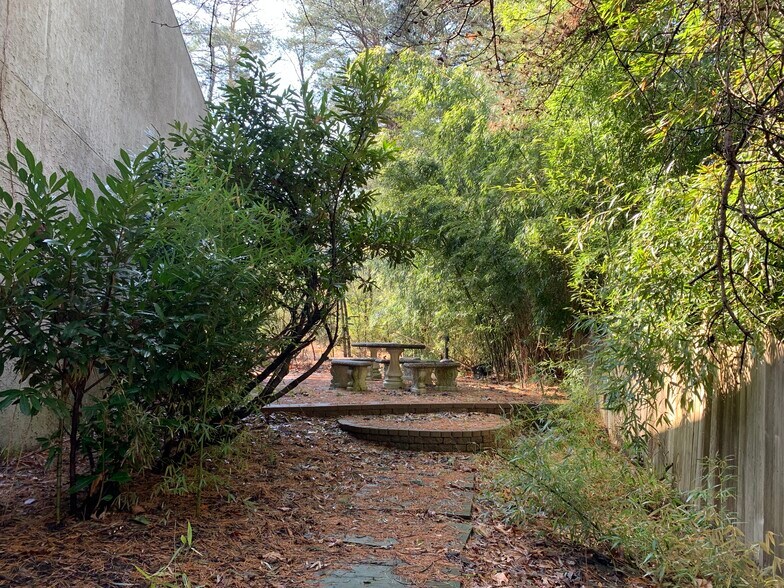 More Photos Of 1 Dutchtown Rd, Voorhees Flex For Sale