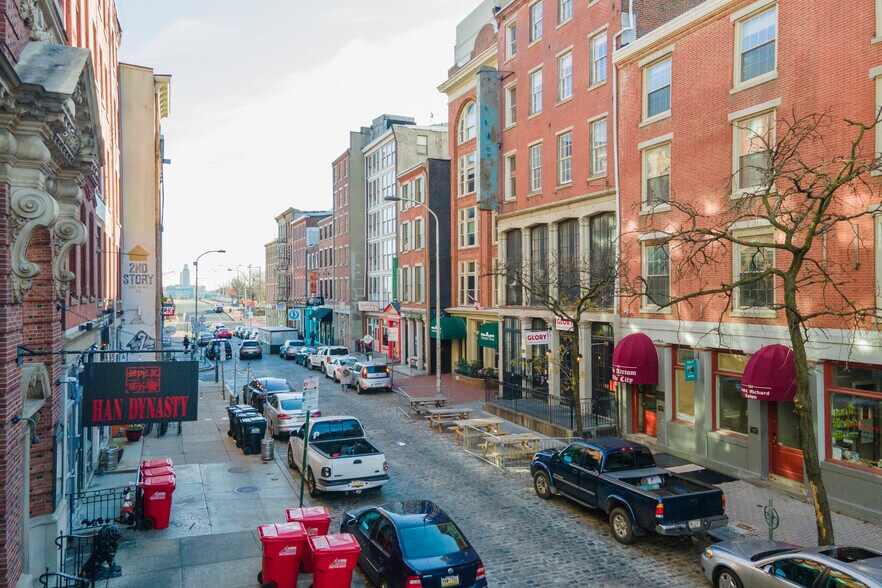 More Photos Of 132 Chestnut St, Philadelphia Loft Creative Space For Sale