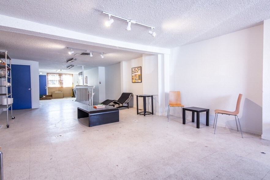 More Photos Of 513-517 W Colorado Ave, Colorado Springs Storefront For Lease