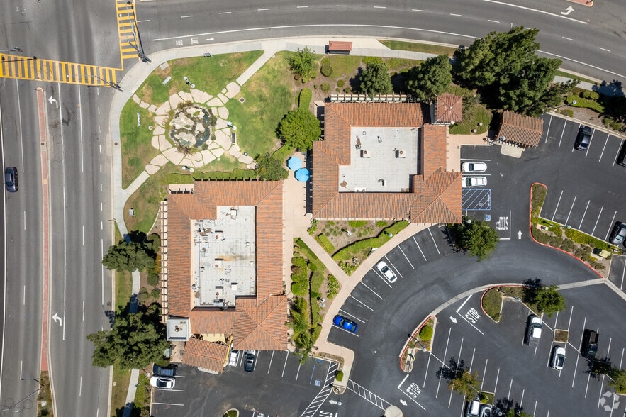 More Photos Of 4201-4279 Tierra Rejada Rd, Moorpark Unknown For Lease