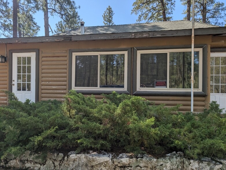 More Photos Of 101 Marapai Rd, Prescott Specialty For Sale