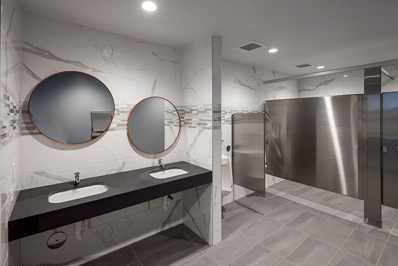 More Photos Of 4229 N FM 620 Hwy, Austin Showroom For Sale