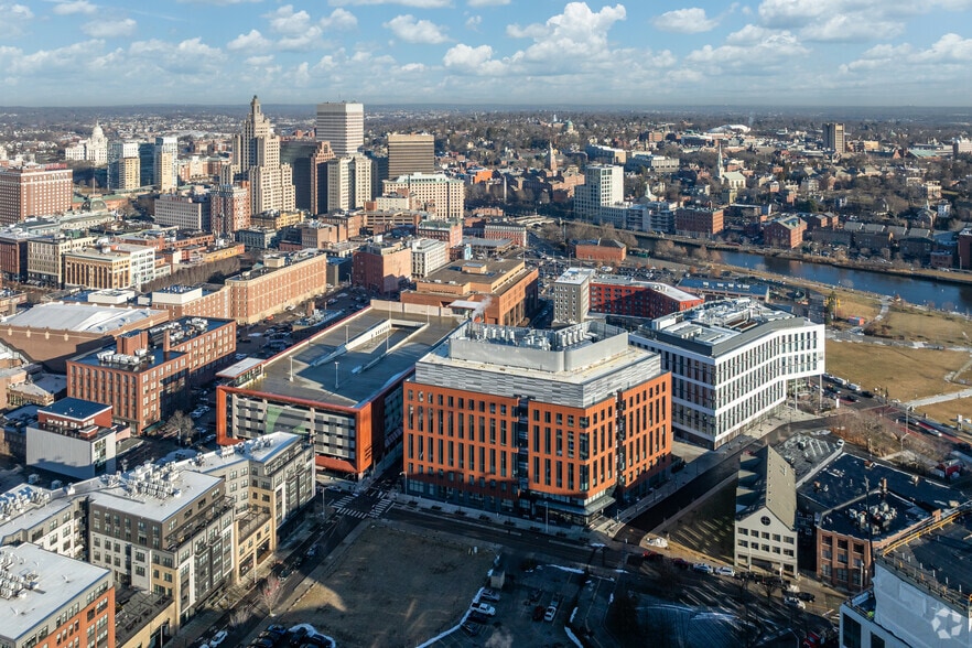 More Photos Of 150 Richmond St, Providence Medical For Lease