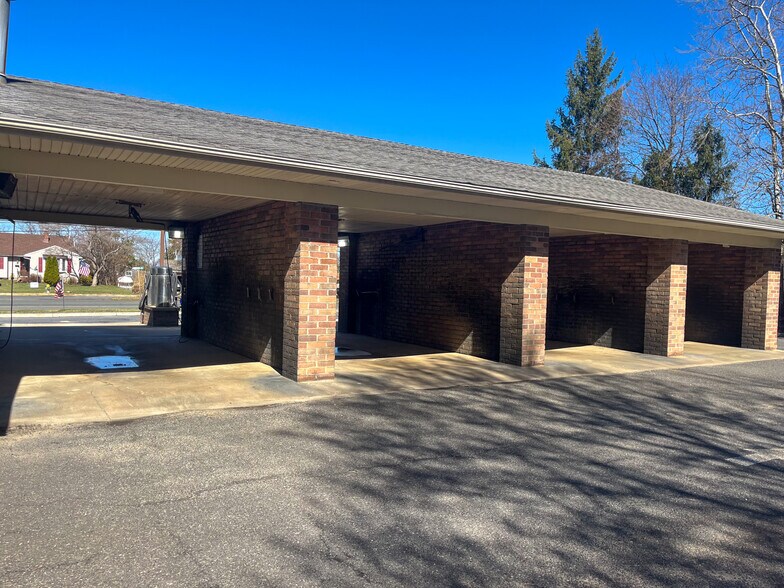 More Photos Of 641 Bridgeton Pike, Mantua Carwash For Sale