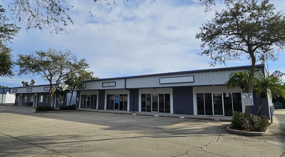 Primary Photo Of 4515-4521 Northgate Ct, Sarasota Warehouse For Sale