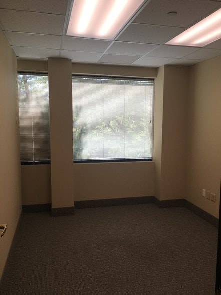 More Photos Of 280 State Route 35, Red Bank Medical For Lease