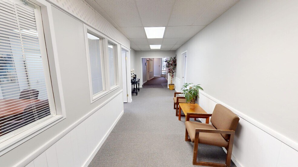 More Photos Of 135 Park Ave, Barrington Office For Sale