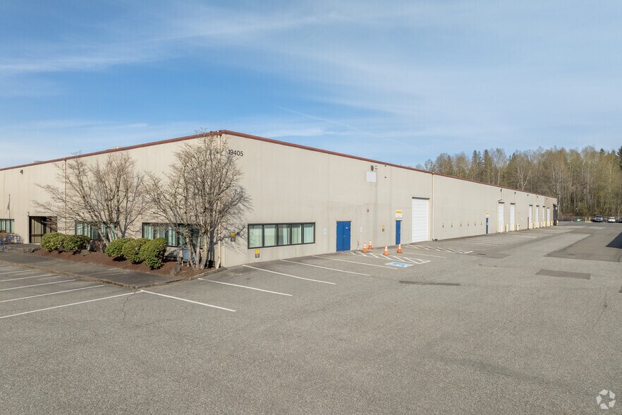 More Photos Of 19405 68th Dr NE, Arlington Manufacturing For Lease