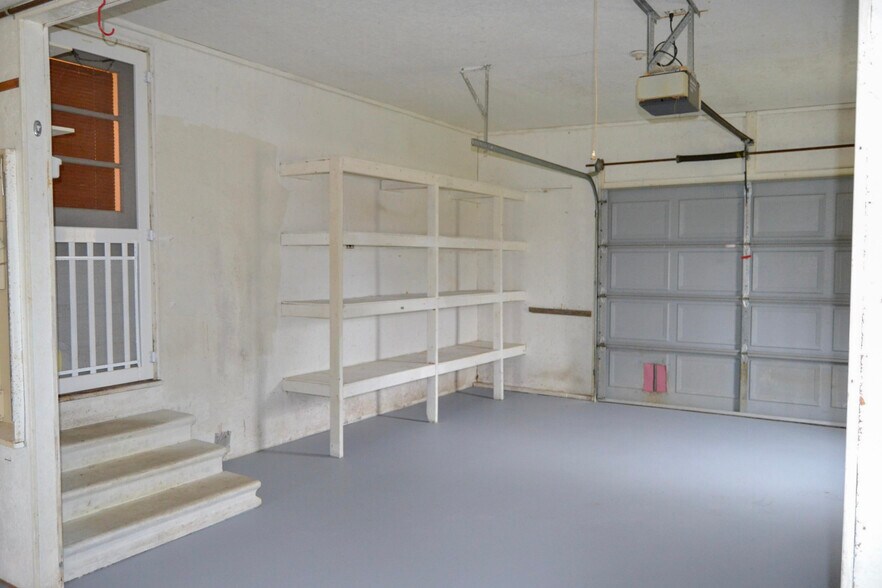 More Photos Of 2650 Cook Rd, Crossville Office For Sale