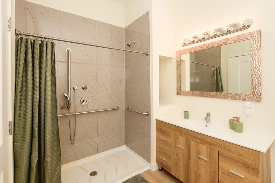 More Photos Of 4201 S 25th St, Fort Pierce Assisted Living For Sale