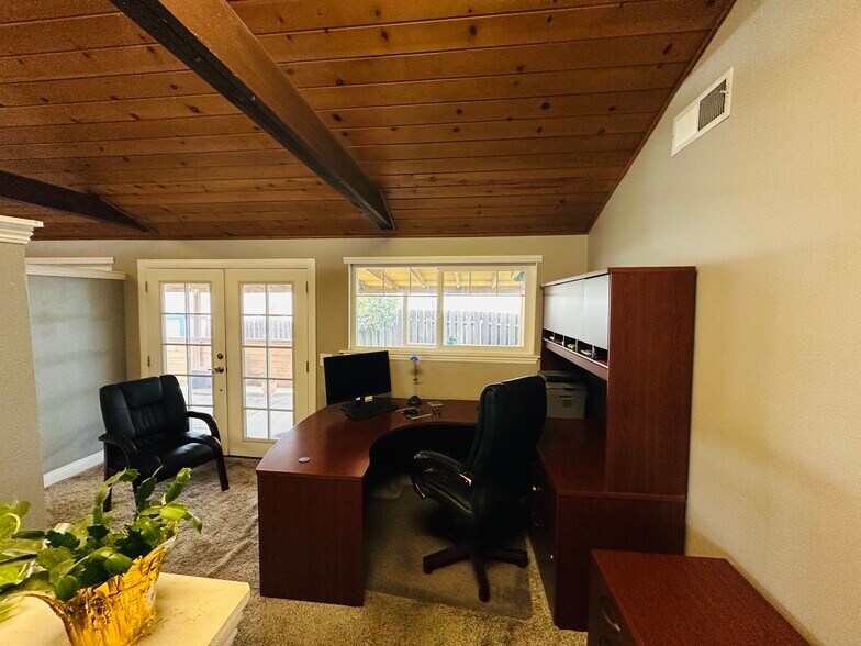 More Photos Of 1248 Laurel Ln, San Luis Obispo Office Residential For Sale