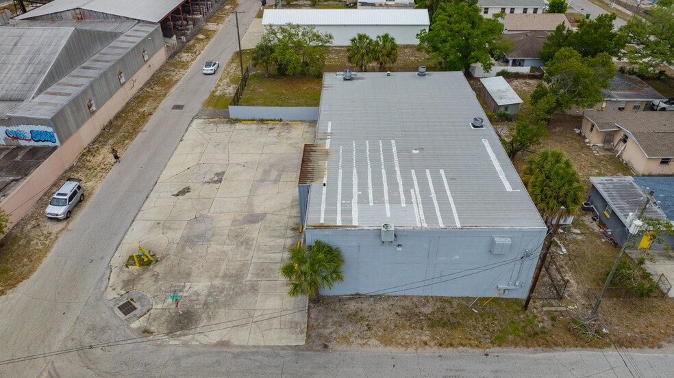 More Photos Of 1001 E Skagway Ave, Tampa Warehouse For Lease