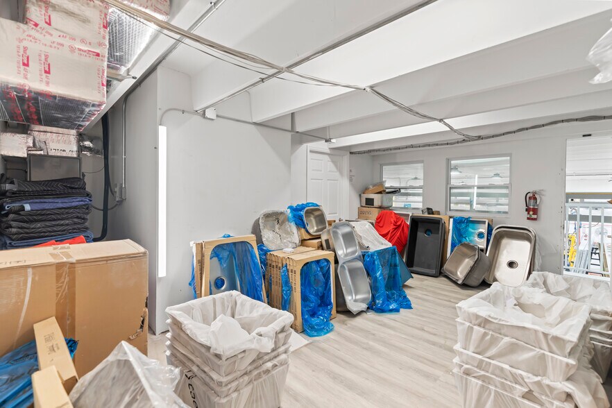 More Photos Of 990 NW 13th Ter, Fort Lauderdale Warehouse For Sale