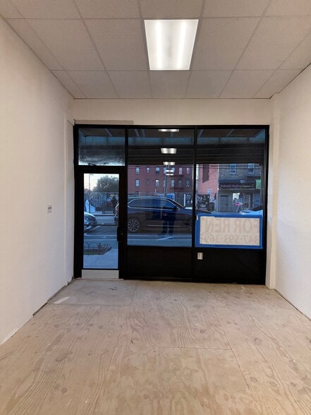More Photos Of 4054 White Plains Rd, Bronx Storefront For Lease
