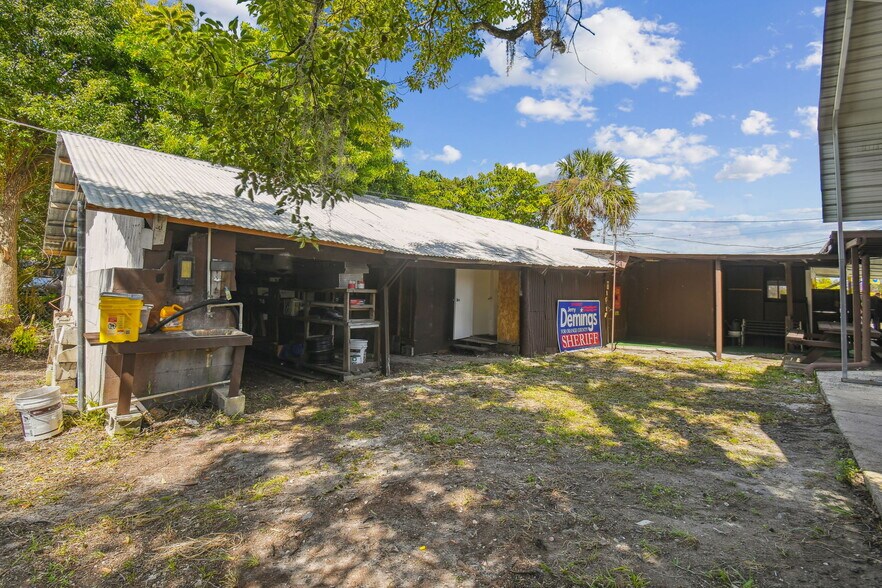 More Photos Of 6432 N Orange Blossom Trl, Orlando Auto Dealership For Sale