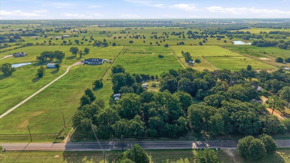 More Photos Of 1614 W Line Rd, Whitesboro Land For Sale