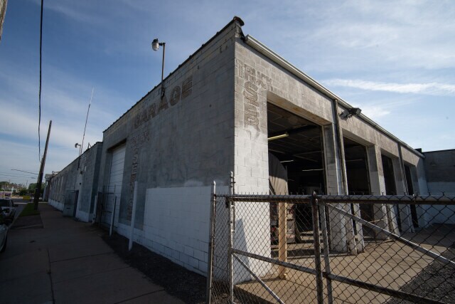 More Photos Of 232 Ferdinand St, Detroit Truck Terminal For Sale