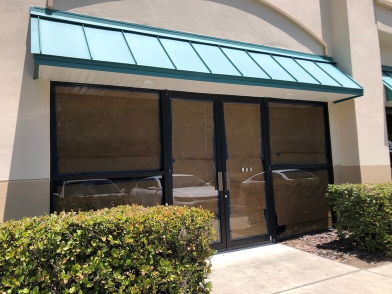 More Photos Of 10530 Portal Crossing, Bradenton Light Manufacturing For Lease