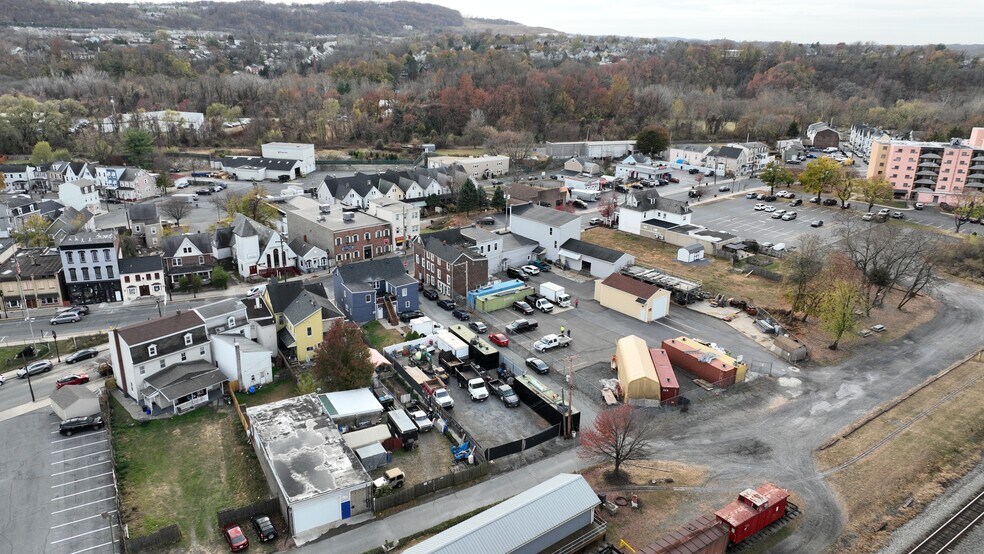 More Photos Of 309 S Main St, Phillipsburg Office For Sale