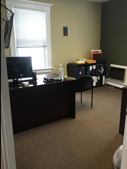 More Photos Of 1480 Bedford St, Stamford Office For Lease
