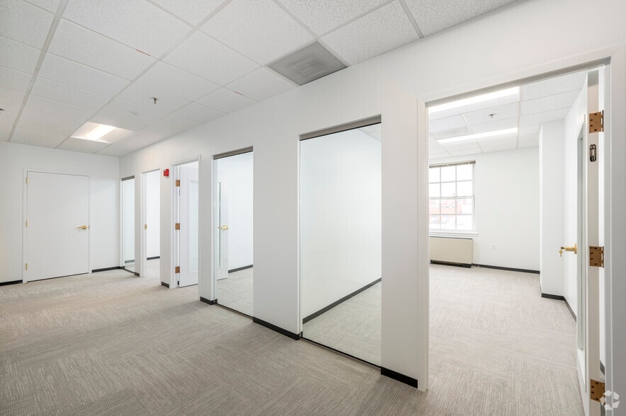 More Photos Of 510-526 King St, Alexandria Office For Lease