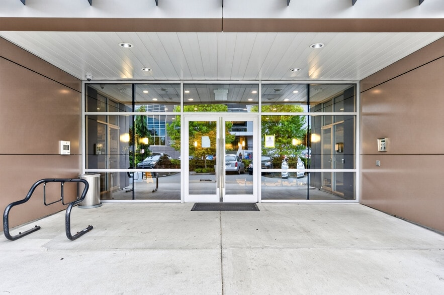 More Photos Of 8047 199th St, Langley Office For Sale