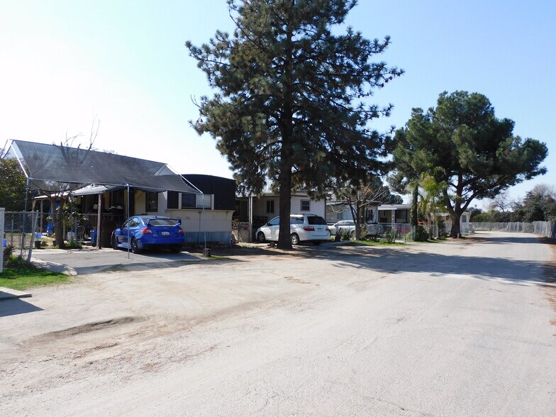 More Photos Of 815-849 S Indiana St, Porterville Manufactured Housing Mobile Home Park For Sale