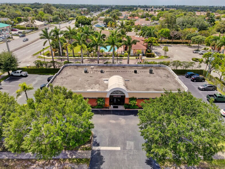 More Photos Of 3537 Forest Hill Blvd, West Palm Beach Medical For Lease