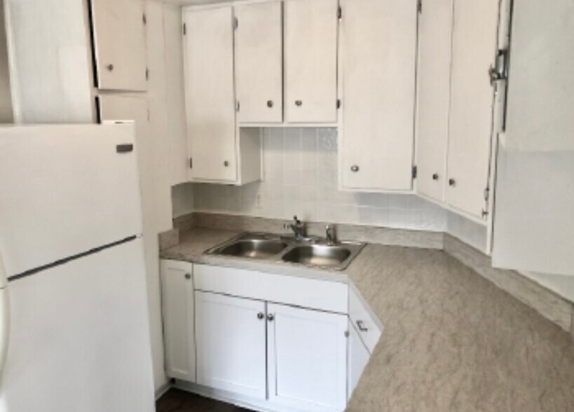 More Photos Of 117 Franklin Pl, South Bend Apartments For Sale