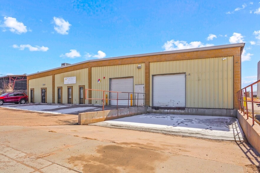 More Photos Of 3220 E 52nd Ave, Denver Warehouse For Sale