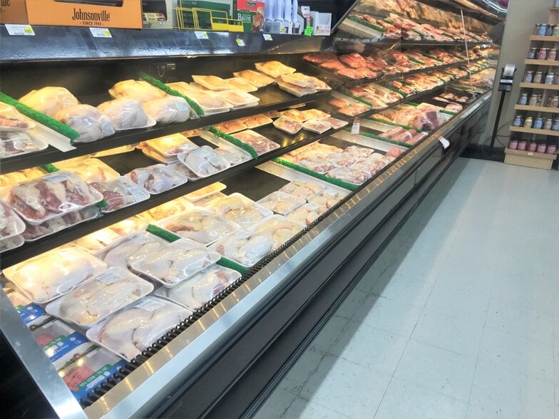 More Photos Of 25817 State Hwy 64, Pittsburg Supermarket For Sale