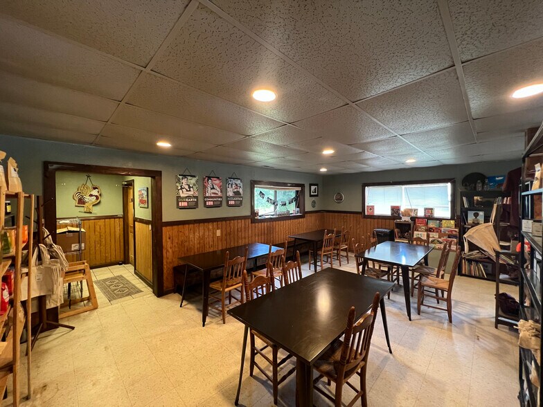 More Photos Of 8060 N US Highway 19E, Elk Park Restaurant For Sale