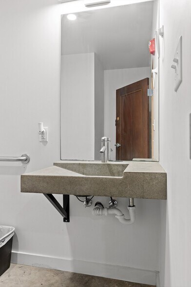 More Photos Of 246 E 11th St, Chattanooga Apartments For Lease