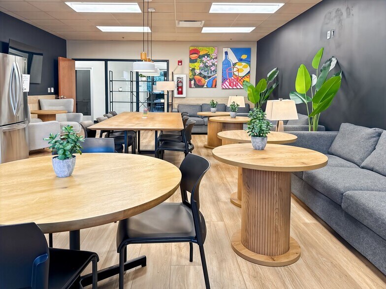 More Photos Of 5225 Tech Data Dr, Clearwater Coworking Space