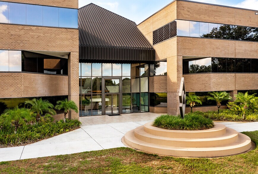 More Photos Of 3802 Corporex Park Dr, Tampa Office For Lease