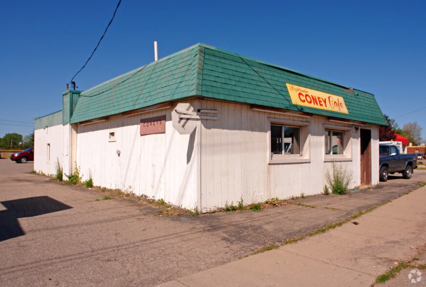 More Photos Of 4355 Dixie Hwy, Waterford Restaurant For Lease