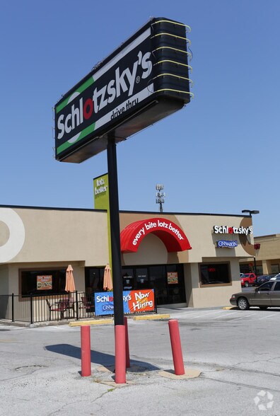 More Photos Of 507 N Highway 77, Waxahachie Fast Food For Sale