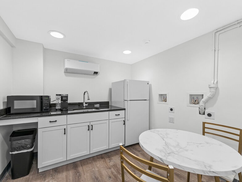 More Photos Of 180 Broadway, Malden Freestanding For Lease